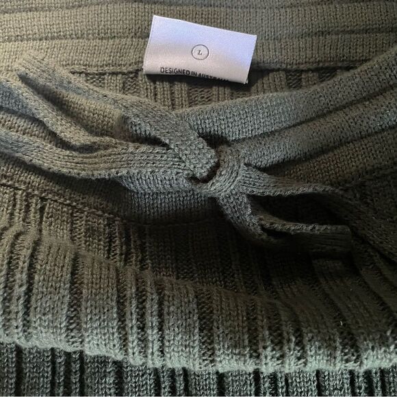 Rue Stiic matching set Mabel bra top Liana midi skirt deep green size large - Picture 16 of 16